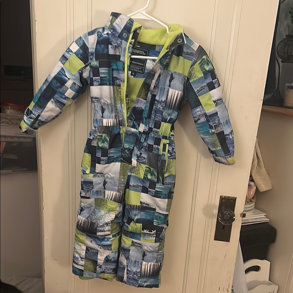Kids one-piece Snowsuit in Blue and Green